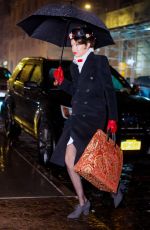 GIGI HADID Heading to New Yer