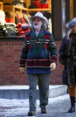 GOLDIE HAWN and Kurt Russell Out and About in Aspen 01/01/2019