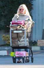 GUKARY DUFF Shopping at Ralph