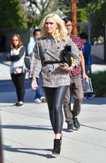 GWEN STEFANI Heading to a Church in Los Angeles 01/27/2019