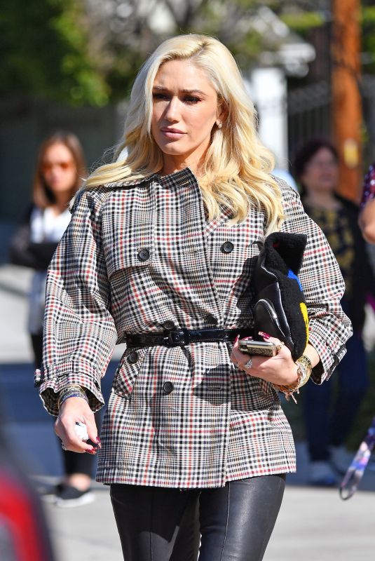 GWEN STEFANI Heading to a Church in Los Angeles 01/27/2019