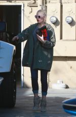 GWEN STEFANI Leaves a Nail Salon in Los Angeles 01/10/2019