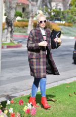 GWEN STEFANI Out in Los Angeles 01/20/2019