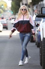 GWEN STEFANI Out Shopping in Beverly HIlls 01/26/2019