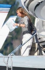 GWYNETH PALTROW Out in Los Angeles 01/21/2019