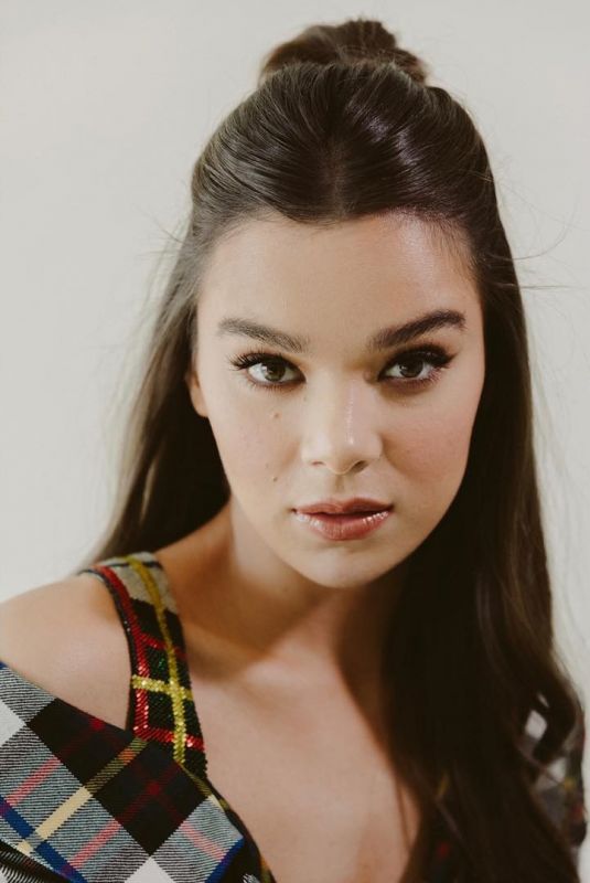 HAILEE STEINFELD for NY Times, December 2018