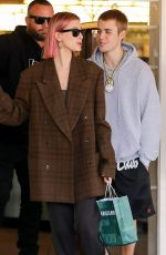 HAILEY and Justine Bieber Leaves Barnes and Noble in Los Angeles 01/11/2019