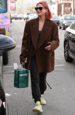 HAILEY BIEBER Shows off Her New Hair Color at Barnes and Boble in Beverly HIlls 01/11/2019