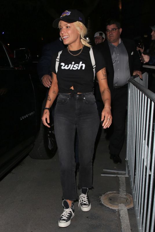 HALSEY Arrives at LA Lakers Game in Los Angeles 01/29/2019