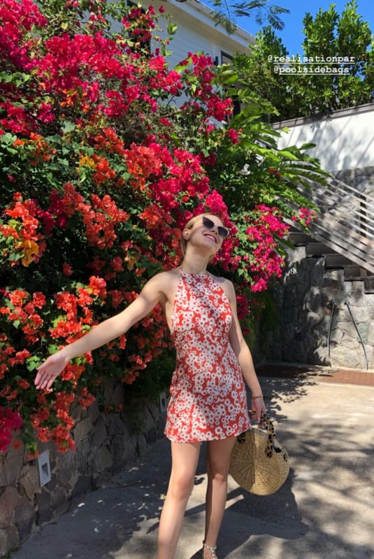 HALSTON SAGE - Instagram Pictures 01/13/2019
