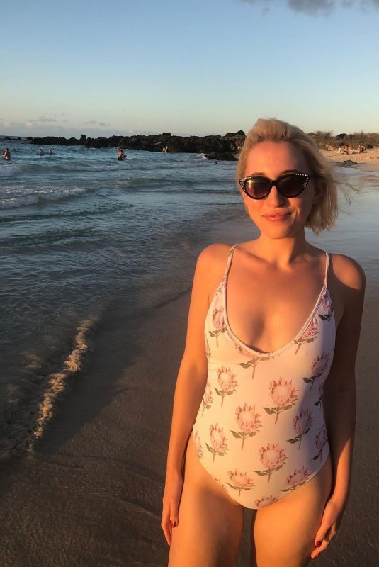 HARLEY QUINN SMITH in Swimuit at a Beach in Hawaii – Instagram Picture 01/02/2019