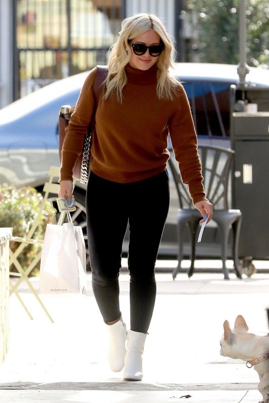 HILARY DUFF Out for Lunch at Joan