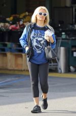 HOLLY MADIOSON Leaves Whole Foods in Los Angeles 01/11/2019