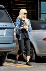 HOLLY MADISON Leaves Gelson