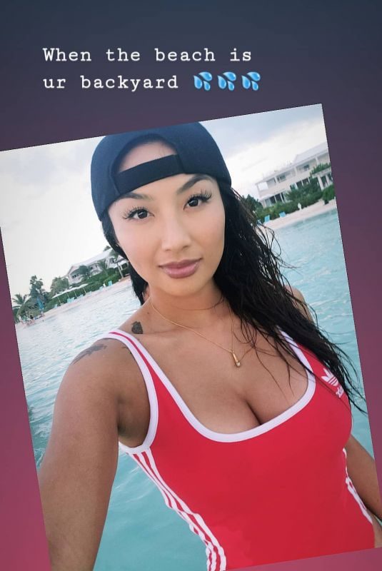 JEANNIE MAI – Instagram Pictures 01/01/2019