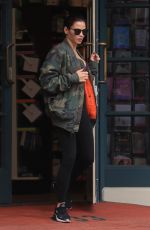 JENNA DEWAN Leaves a Pharmacy in Beverly Hills 01/07/2019