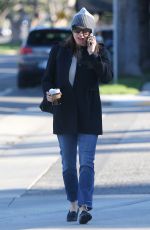 JENNIFER GARNER Out and About in Santa Monica 01/23/2019