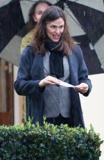 JENNIFER GARNER Out in Los Angeles on a Rainy Day 01/15/2019