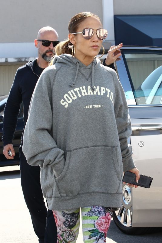 JENNIFER LOPEZ Arrives at a Gym in Miami 01/21/2019