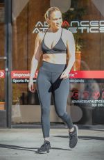 JENNIFER LOPEZ at a Gym in Venice Beach 01/01/2019