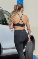 JENNIFER LOPEZ at a Gym in Venice Beach 01/01/2019
