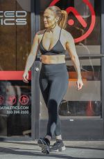 JENNIFER LOPEZ at a Gym in Venice Beach 01/01/2019