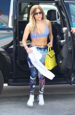 JENNIFER LOPEZ in Tights Arrives at a Gym in Miami 01/24/2019