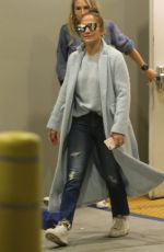 JENNIFER LOPEZ Shopping at Tom Ford in Beverly Hills 12/31/2018