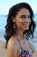 JESSICA LOWNDES in Hawaii - Instagram Pictures 01/01/2019