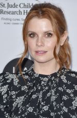 JOANNA GARCIA at LA Art Show Opening Night Gala 01/23/2019
