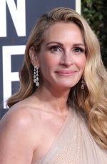 JULIA ROBERTS at 2019 Golden Globe Awards in Beverly Hills 01/06/2019