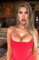 KARA DEL TORO - Instagram Pictures 01/12/2019