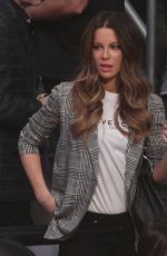 KATE BECKINSALE and Stephen Simbari at LA Lakers Game in Los Angeles 01/13/2019