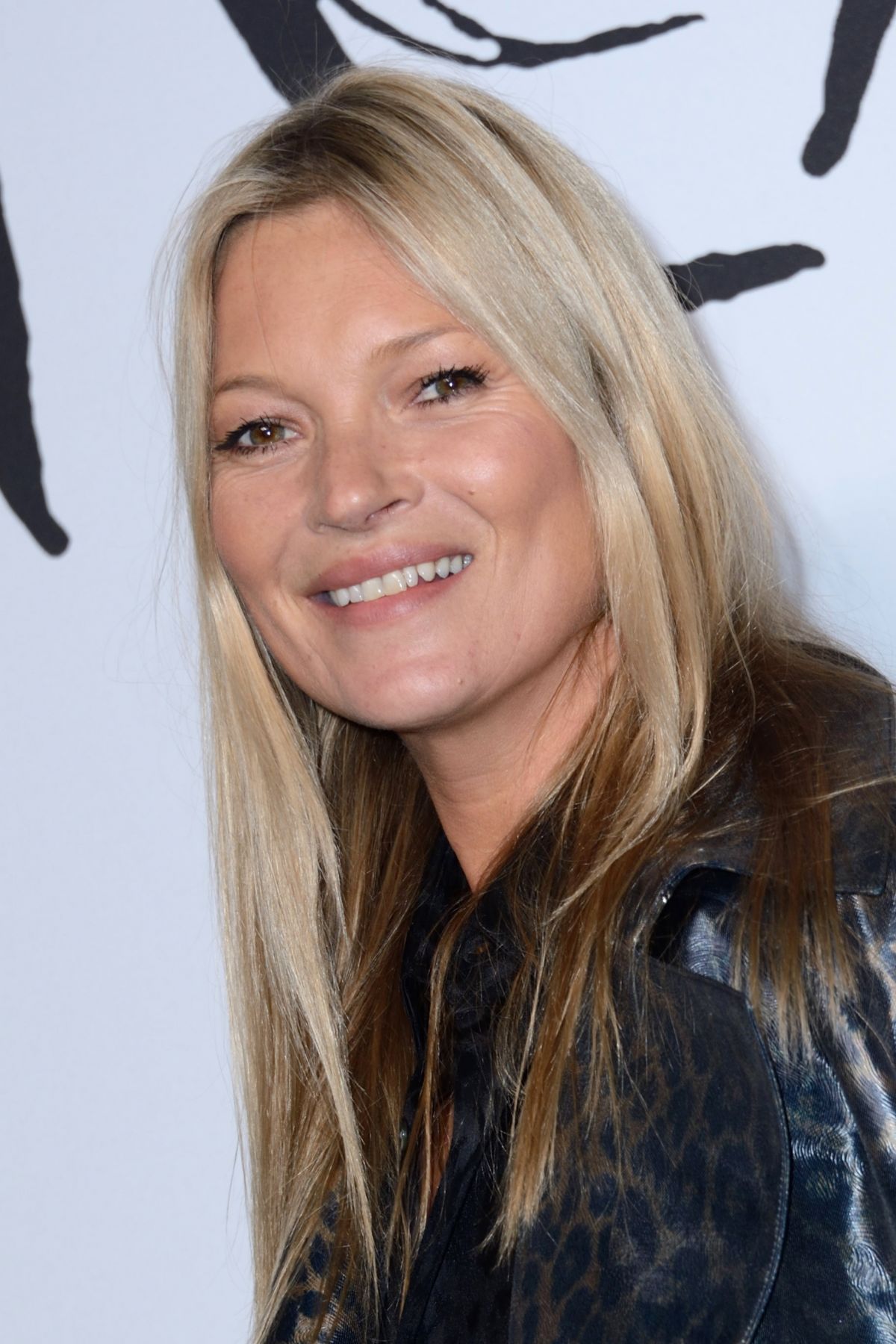 KATE MOSS at Dior Homme Fashion Show at Paris Fashion Week 01/18/2019 ...