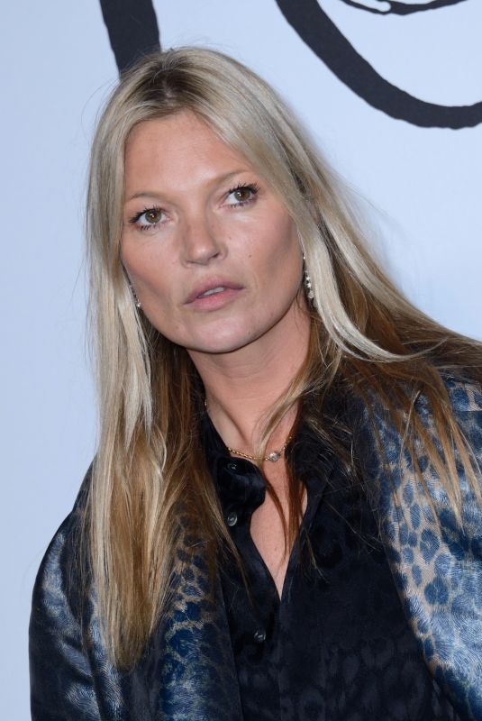 KATE MOSS at Dior Homme Fashion Show at Paris Fashion Week 01/18/2019 ...