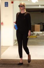 KATE UPTON Out and About in Beverly Hills 01/25/2019