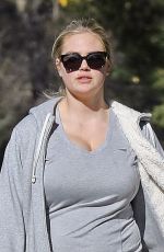 KATE UPTON Out Hiking in Hollywood Hills 01/04/2019