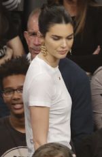 KENDALL JENNER at 76ers vs LA Lakers Game in Los Angeles 01/29/2019