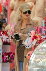 KHLOE and KOURTNEY KARDASHIAN on the Set of KUWTK in Canoga Park 01/24/2019