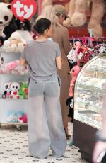 KHLOE and KOURTNEY KARDASHIAN on the Set of KUWTK in Canoga Park 01/24/2019