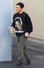 KOURTNEY and KHLOE KARDASHIAN Leaves a Studio in Calabasas 01/09/2019