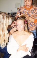 KRISTEN BELL for Getting Ready with Kristen Bell for Golden Globes for Coveteur Magazine 01/06/2019