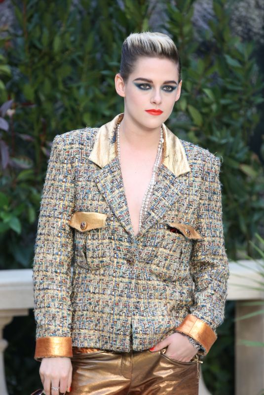 KRISTEN STEWART at Chanel Fashion Show in Paris 01/22/2019