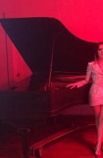 LAURA MARANO - Let Me Cry Music Promos