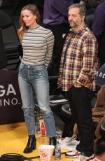LESLIE MANN at LA Lakers vs Phoenix Suns Game in Los Angeles 01/27/2019
