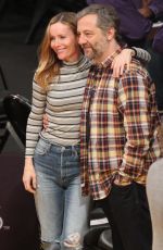 LESLIE MANN at LA Lakers vs Phoenix Suns Game in Los Angeles 01/27/2019