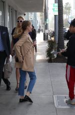 LESLIE MANN Out Shopping in Beverly Hills 01/11/2019