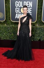 LINDA CARDELLINI at 2019 Golden Globe Awards in Beverly Hills 01/06/2019