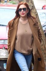 LINDSAY LOHAN Leaves Her Apartment in New York 01/10/2019