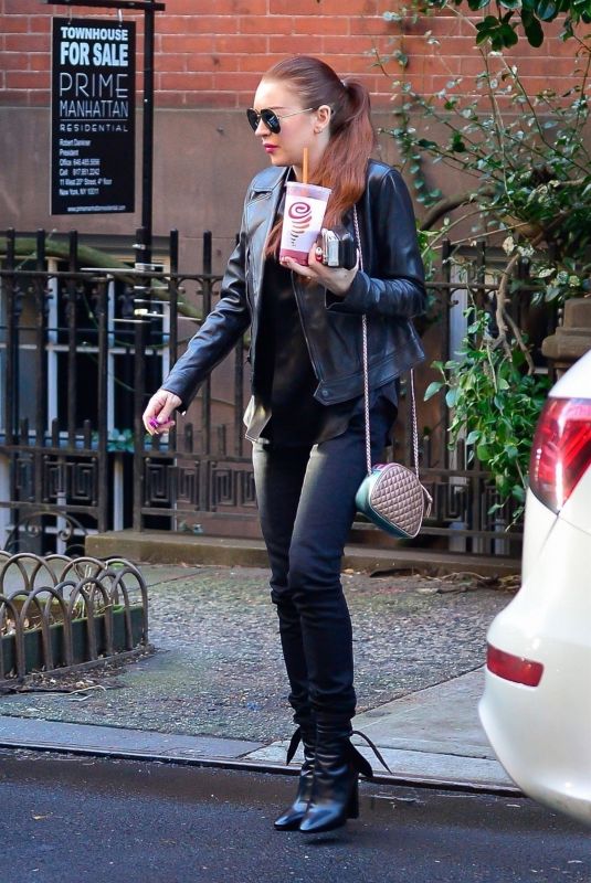 LINDSAY LOHAN Leaves Jamba Juice in New York 01/09/2019